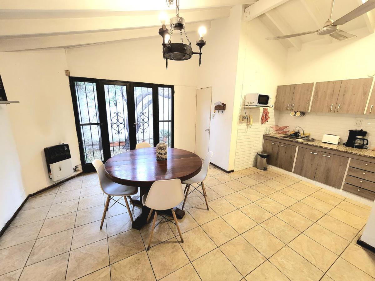 Vila Big Beautiful House With Garden In 5Ta Seccion Neighbourhood Mendoza Exteriér fotografie